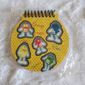 M & M round spiral notepad